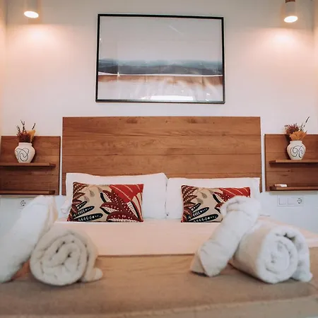 Апартаменты Acogedor Loft En Cabanal Playa Malvarosa *