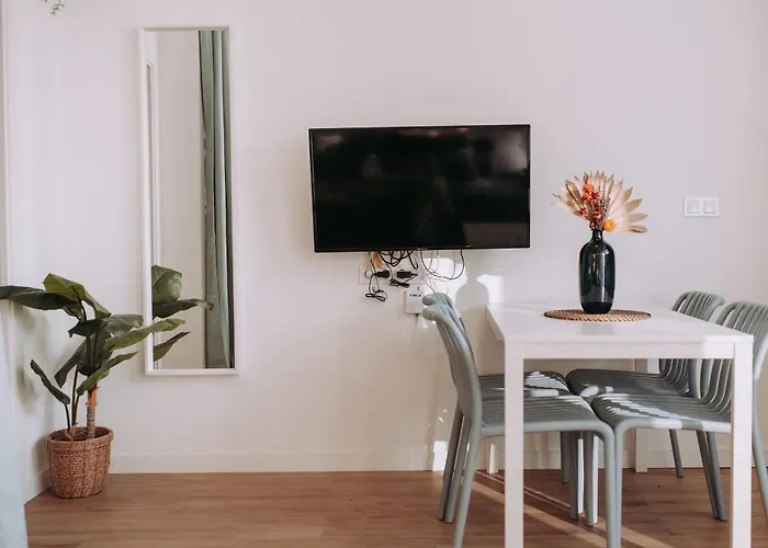 Apartmán Acogedor Loft En Cabanal Playa Malvarosa Valencie